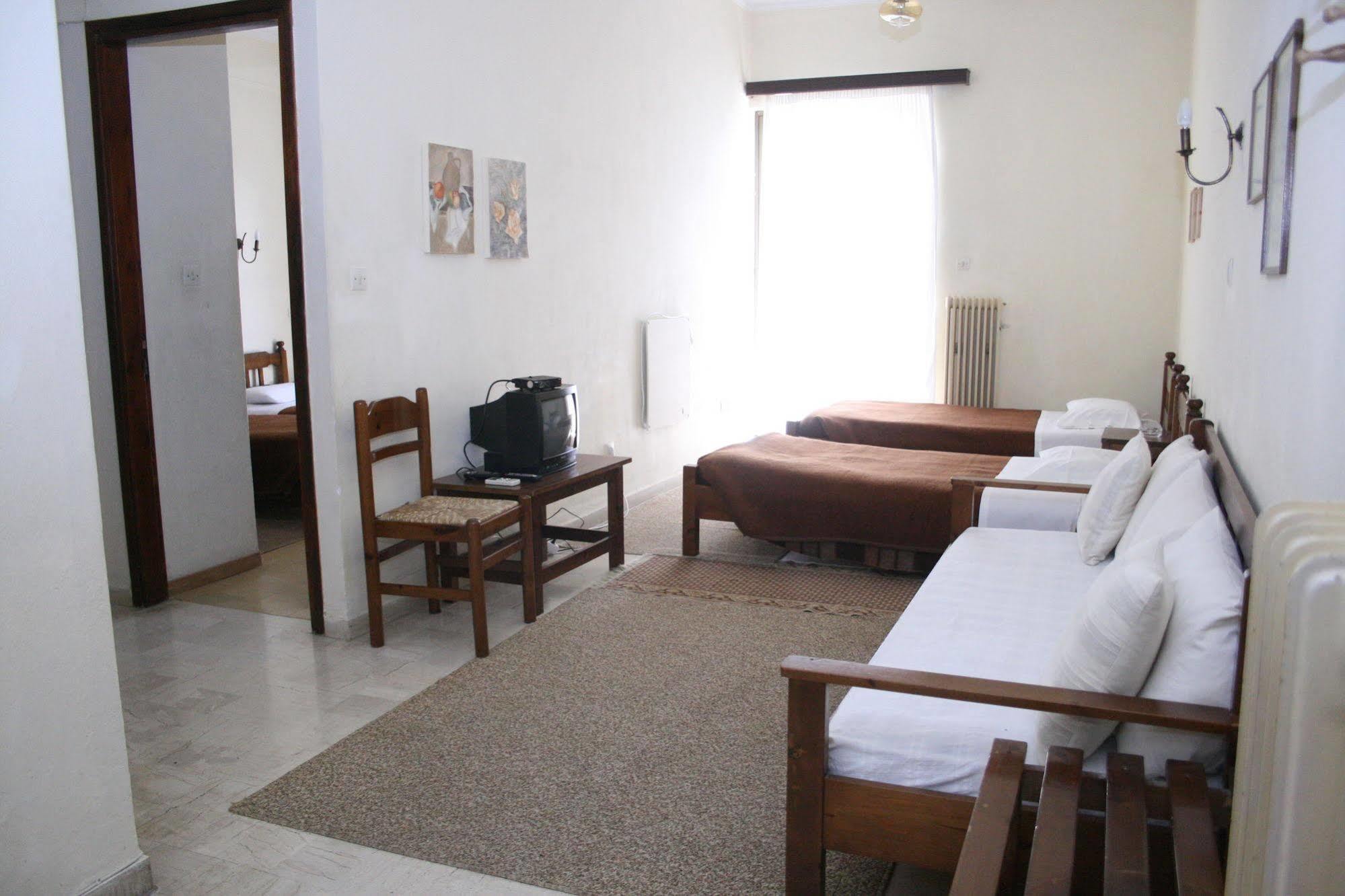 Aparthotel Iliahtides Amárinthosz Kültér fotó